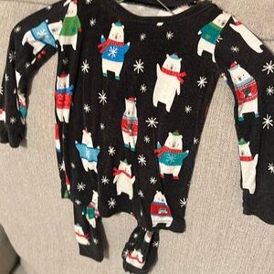 Polar bear little sleepies